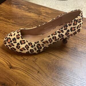 Liuruija low heel pumps women size 7.5 cheetah